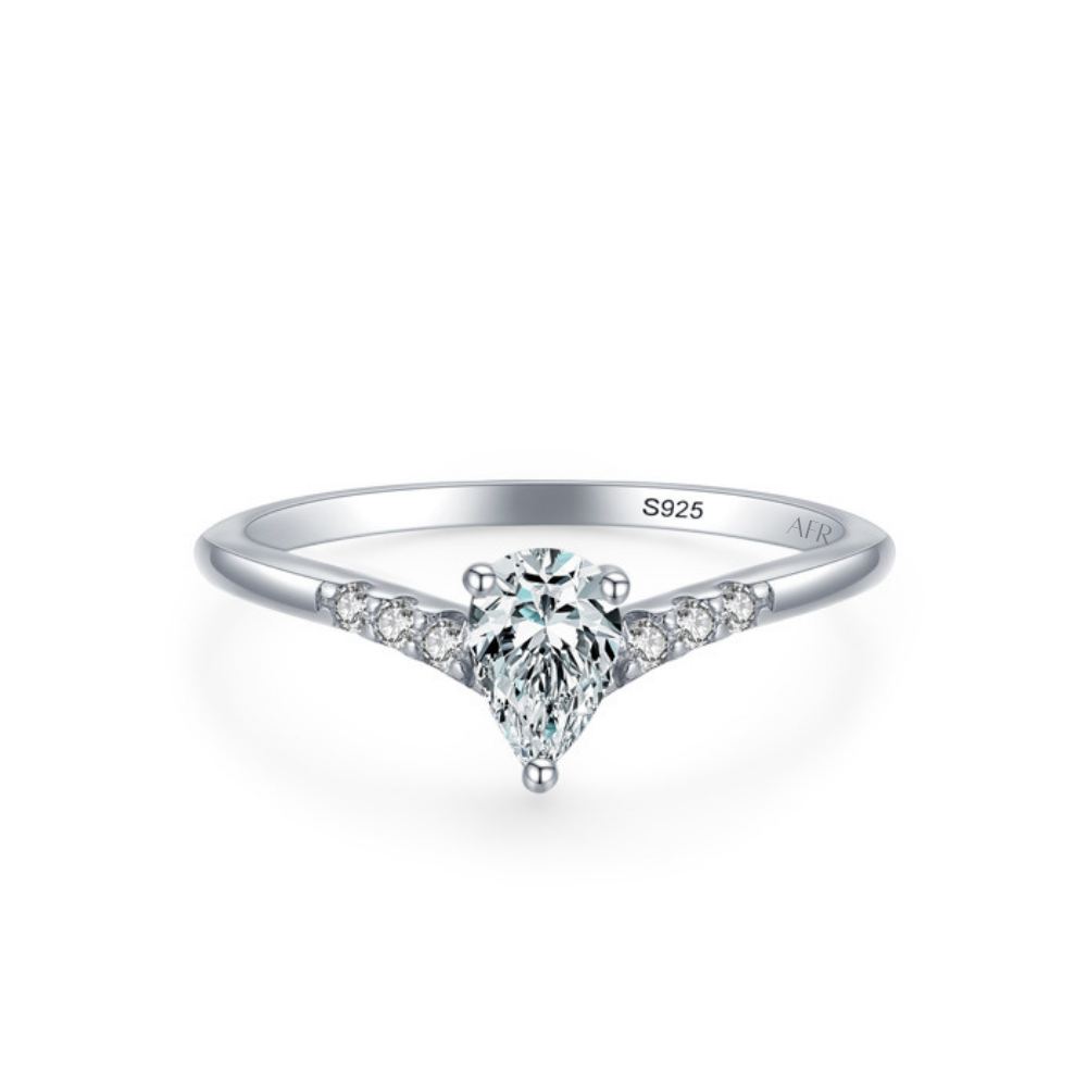 Anillo de Compromiso 378 Princesa Plata Maciza Bañado en Oro