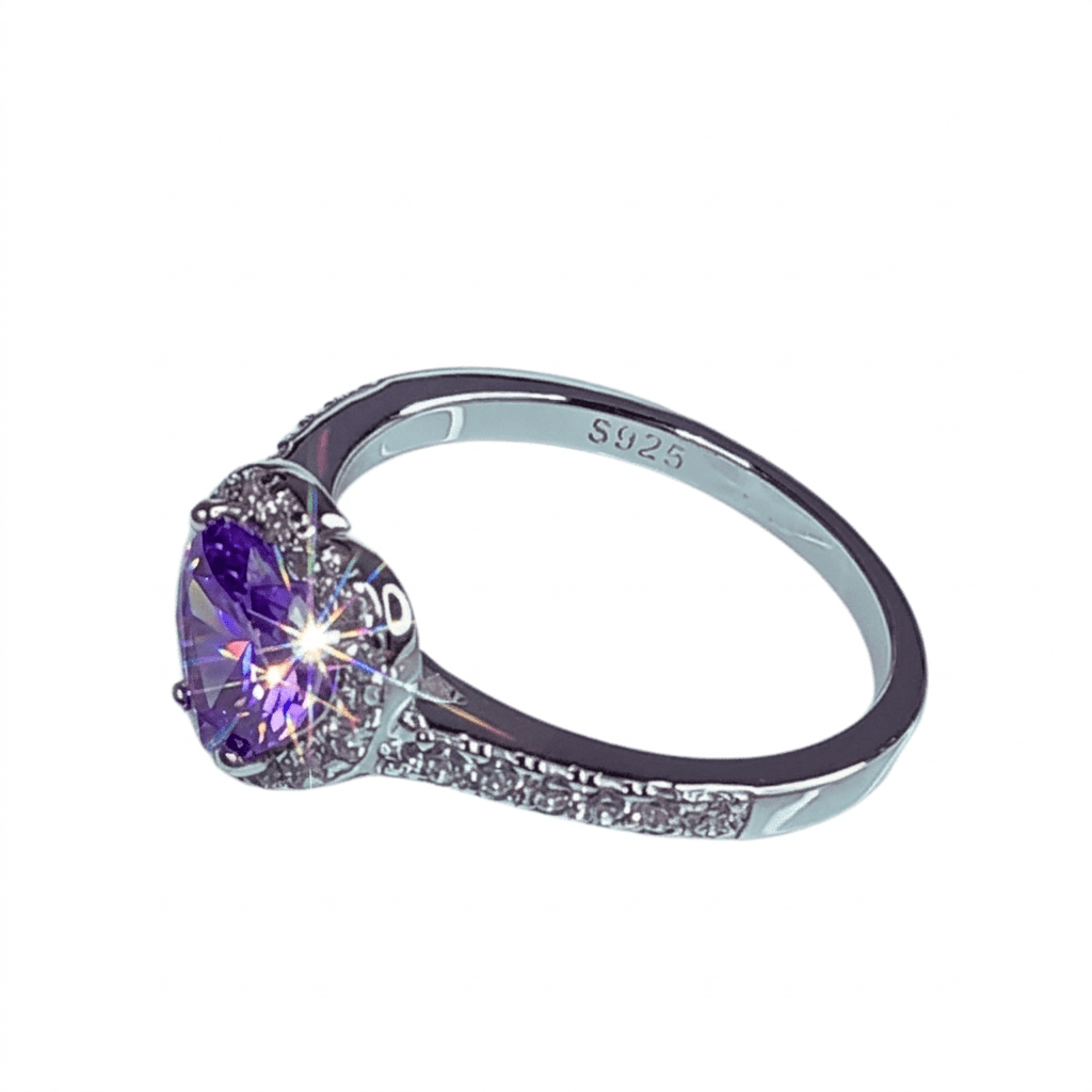 Anillo de Compromiso de Plata Bañado en Oro Blanco Modelo 614 Amatista