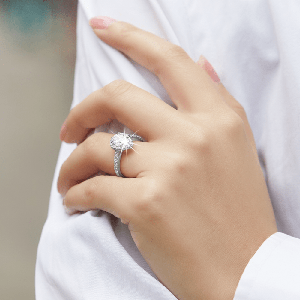 Anillo de Compromiso Afrodita 369 Plata Maciza Bañado en Oro Blanco