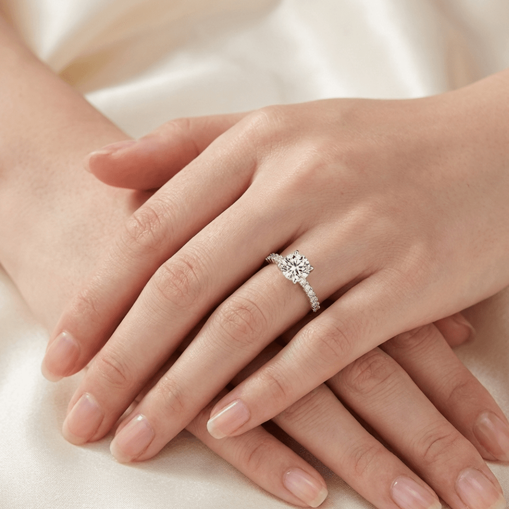 Anillo De Compromiso Afrodita 377 Plata Maciza Bañado En Oro Blanco