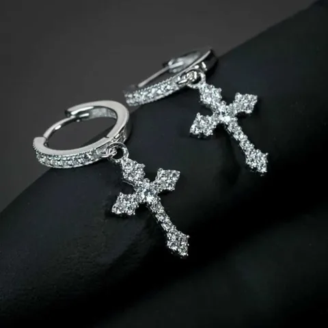 Aretes en Forma de Cruz Bañado en Oro 18K