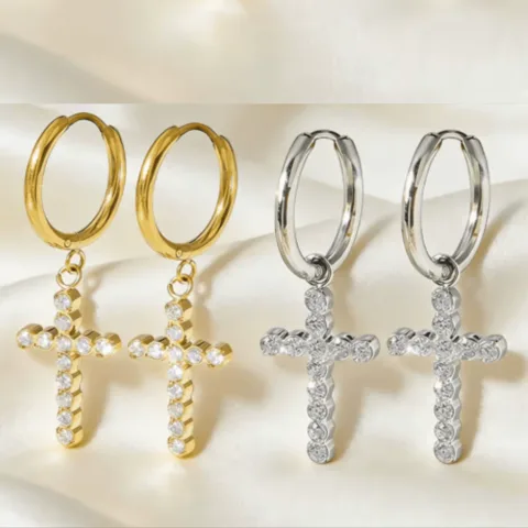 Aretes en Forma de Cruz AFRODITA
