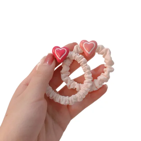 Set x 2 Piezas de Ligas para el Cabello con Decoración de Corazón